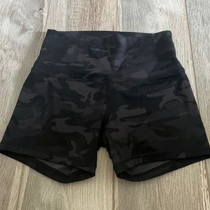 Camo spandex shorts
